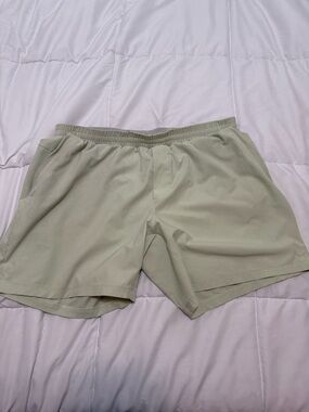 lululemon athletica Men's Light Sage Athletic Shorts